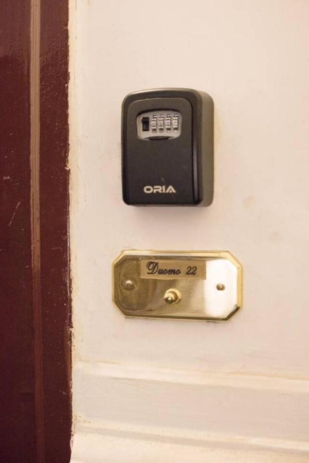 Duomo 22 Apartment Наполи Екстериор снимка