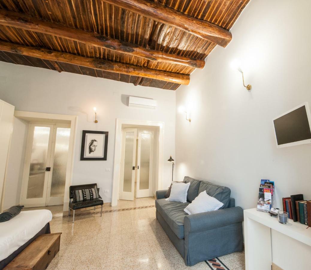Duomo 22 Apartment Наполи Екстериор снимка