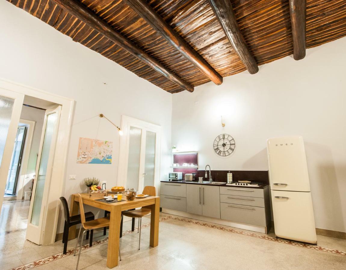 Duomo 22 Apartment Наполи Екстериор снимка